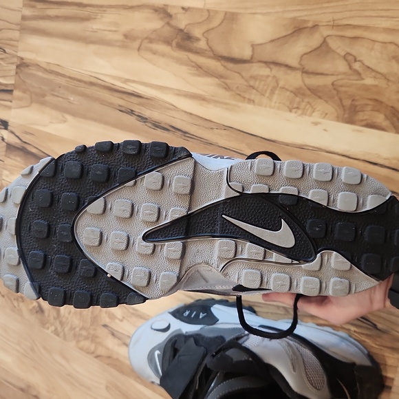 Nike air max speed turf, size 10, black and gray (raiders colors) - Picture 8 of 8